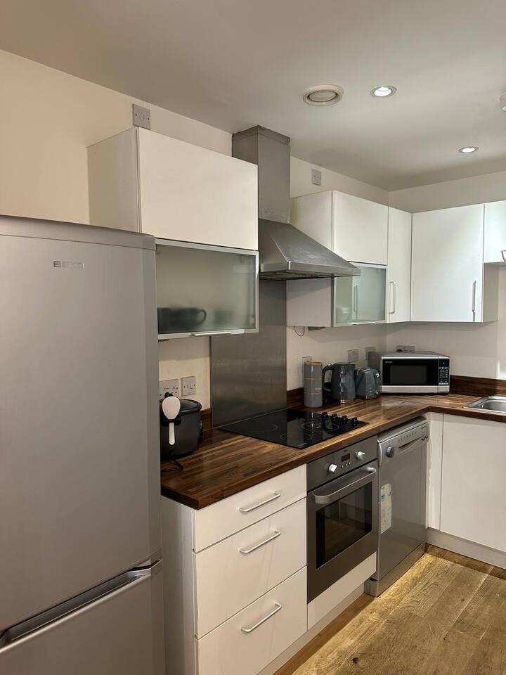 New Build 2 Bedroom With 2 Bath In 伦敦 外观 照片