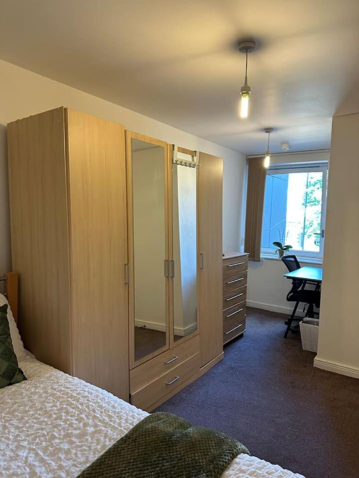 New Build 2 Bedroom With 2 Bath In 伦敦 外观 照片